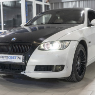 Вернули незрячим фарам BMW 3-Series свет и прозрачность