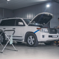 Улучшение света фар Toyota Land Cruiser - замена линз на bi-led
