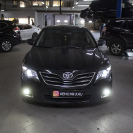 Toyota Camry - замена штатных галогеновых линз на светодиодные BI-LED AOZOOM A3+