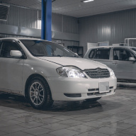 Установка BI-LED линз Toyota Corolla